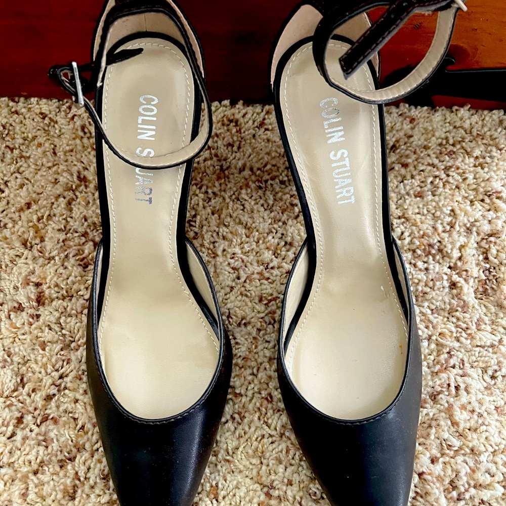 High heeled pointy toe pumps